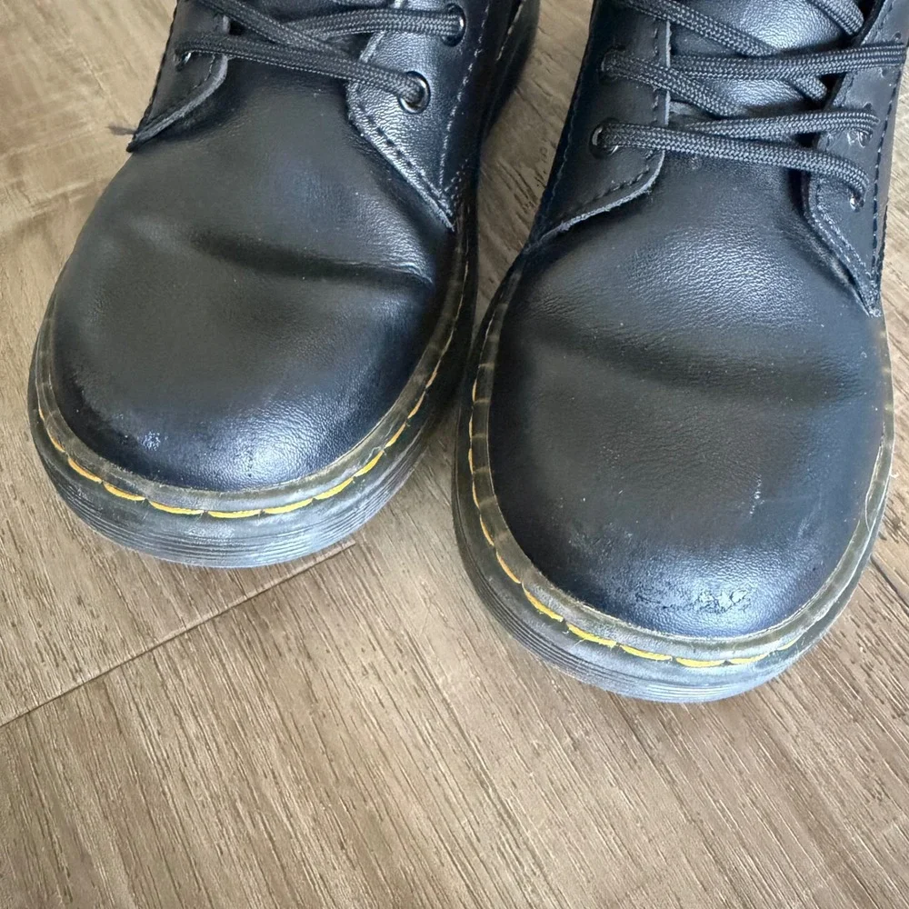 Dr. Martens Kids Zavala J Black Leather Lace Up Side Zip Combat Boots Size 3 US